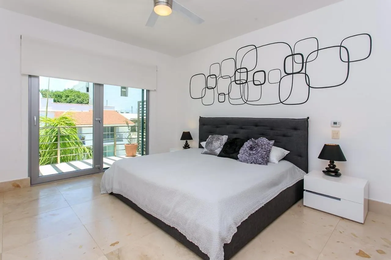 Penthouse En Via 38 Playa Del Carmen Apartman